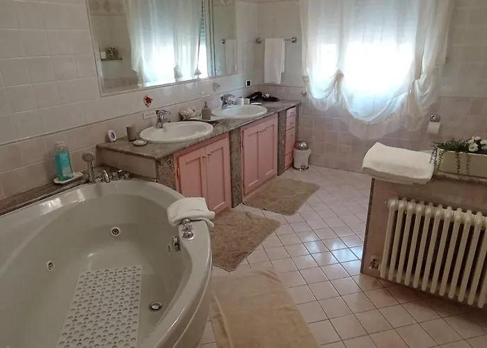 Rossorubino Bed & Breakfast 3*